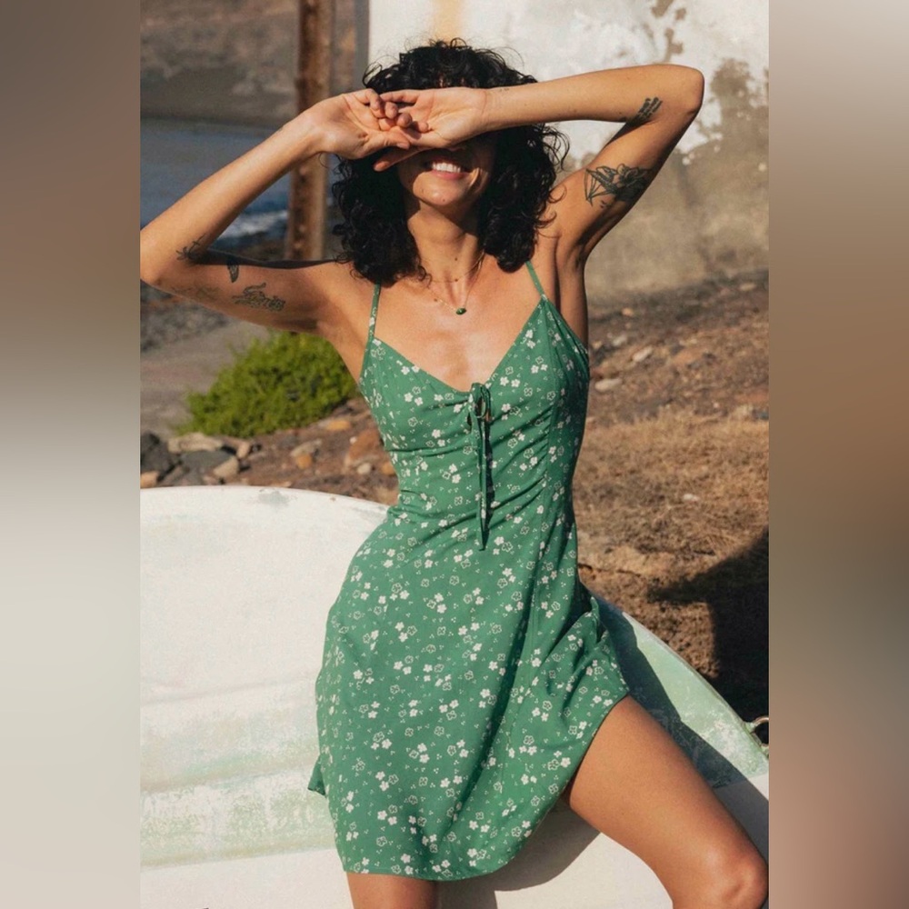 Billabong Island Love Dress NWT Green